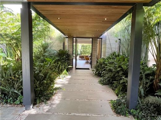 Köy evi Rionegro, Departamento de Antioquia