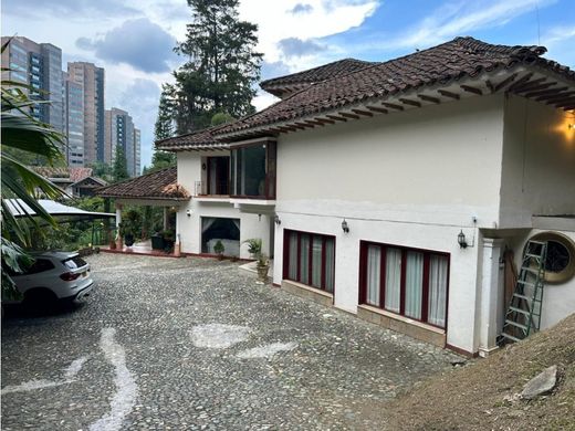 호화 저택 / 메데인, Medellín