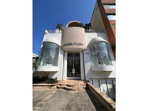 豪宅  卡利, Cali