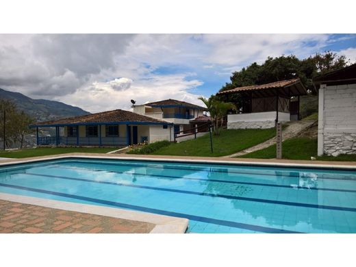 호화 저택 / Copacabana, Departamento de Antioquia