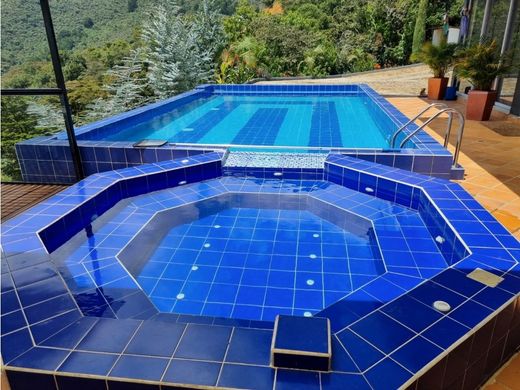 Propriété de campagne à Bello, Departamento de Antioquia