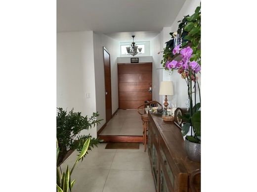 Cali, Departamento del Valle del Caucaの高級住宅