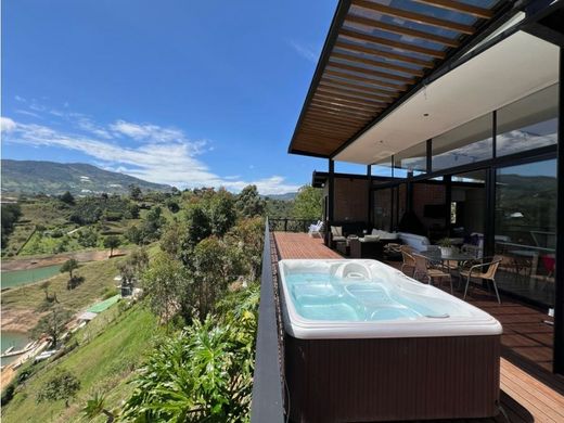 Cortijo o casa de campo en El Peñol, Yarumal