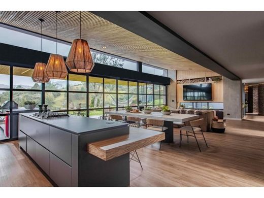 Luxus-Haus in Envigado, Departamento de Antioquia