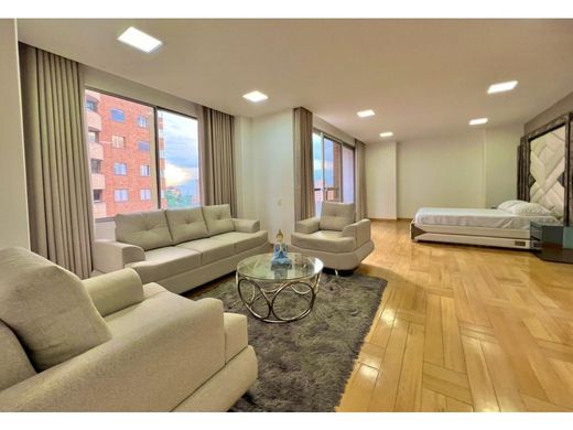 Piso / Apartamento en Medellín, Departamento de Antioquia