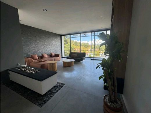 منزل ريفي ﻓﻲ Envigado, Departamento de Antioquia