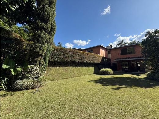 Πολυτελή κατοικία σε Envigado, Departamento de Antioquia