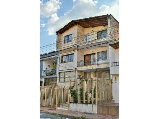Residential complexes in Medellín, Departamento de Antioquia