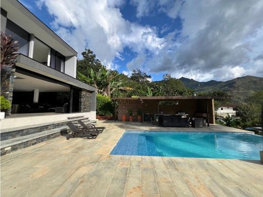 Εξοχική κατοικία σε Copacabana, Departamento de Antioquia