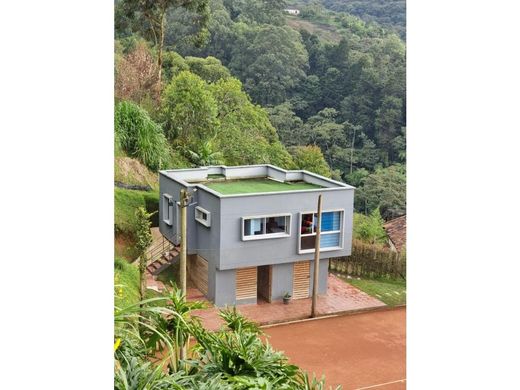 Casa di lusso a La Estrella, Departamento de Antioquia
