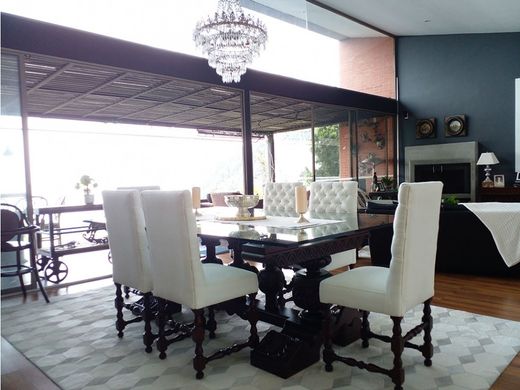 豪宅  麦德林, Medellín