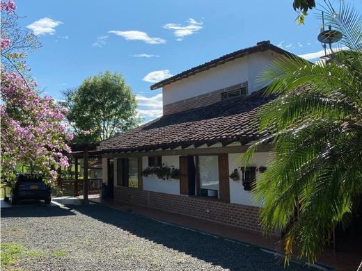 Country House in Yumbo, Departamento del Valle del Cauca