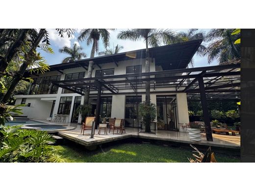 Luxus-Haus in Cali, Departamento del Valle del Cauca