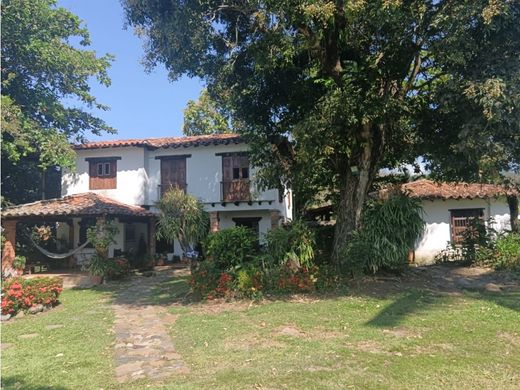 Cortijo o casa de campo en Fredonia, Departamento de Antioquia