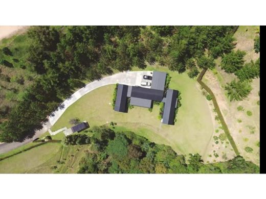 Πολυτελή κατοικία σε Μεδεγίν, Medellín