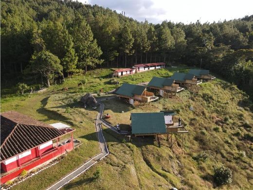 Cortijo o casa de campo en Jericó, Departamento de Antioquia