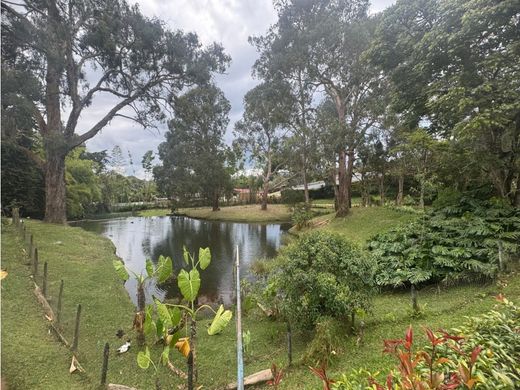 أرض ﻓﻲ Retiro, Departamento de Antioquia