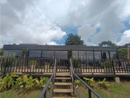 Cortijo o casa de campo en Guarne, Departamento de Antioquia