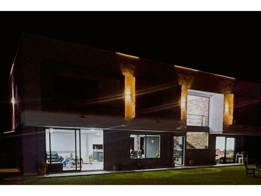 Luxury home in Bello, Departamento de Antioquia
