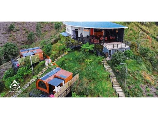 Hotel en Guatapé, Departamento de Antioquia