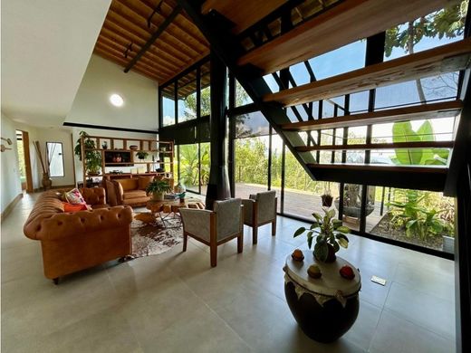 郊区住宅  La Ceja, Departamento de Antioquia