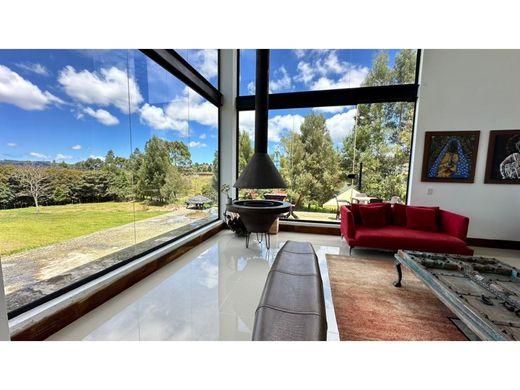 Quinta rústica - Guarne, Departamento de Antioquia