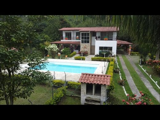 Farmhouse in Ciudad Bolívar, Departamento de Antioquia