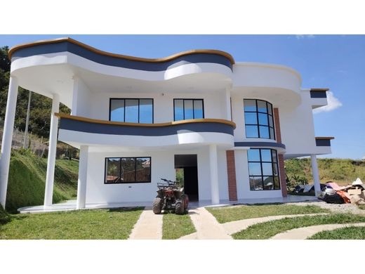 Luxury home in San Roque, Departamento de Antioquia