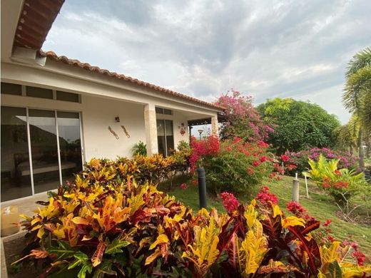 호화 저택 / Turbaco, Departamento de Bolívar