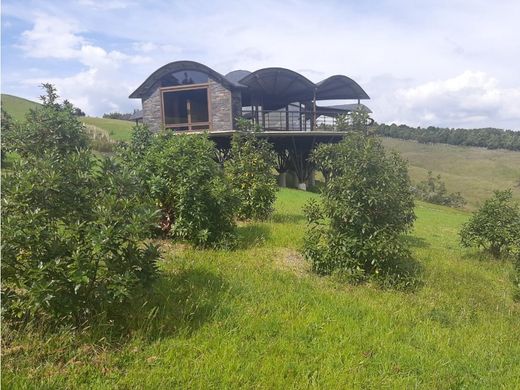 Farmhouse in Subachoque, Cundinamarca