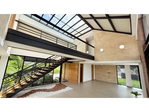 Casa de campo en Envigado, Departamento de Antioquia