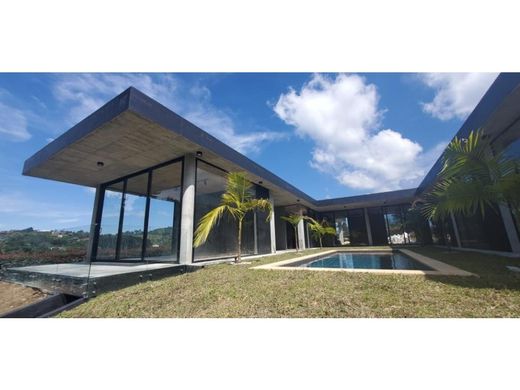 Envigado, Departamento de Antioquiaのカントリーハウス