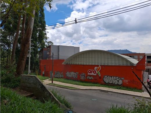 Grundstück in Medellín, Departamento de Antioquia