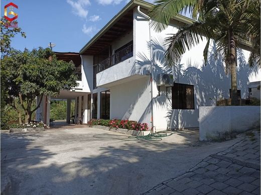 Farmhouse in Copacabana, Departamento de Antioquia