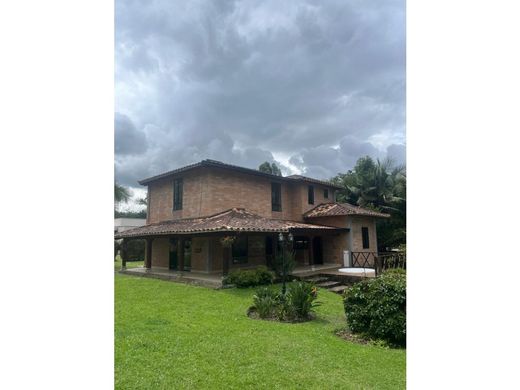 Köy evi Rionegro, Departamento de Antioquia