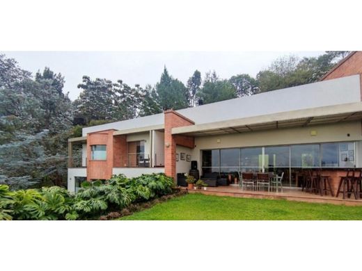 郊区住宅  麦德林, Medellín