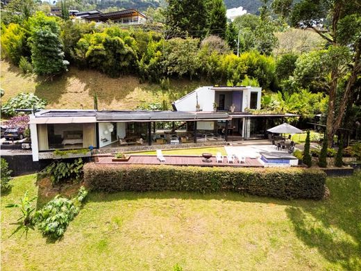 Πολυτελή κατοικία σε Μεδεγίν, Medellín