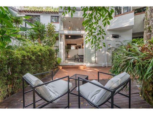 Πολυτελή κατοικία σε Μεδεγίν, Medellín