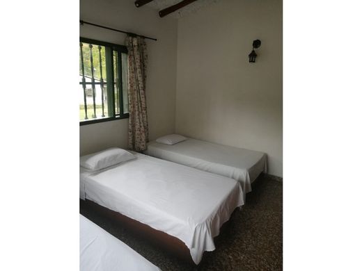 Farmhouse in Villeta, Cundinamarca