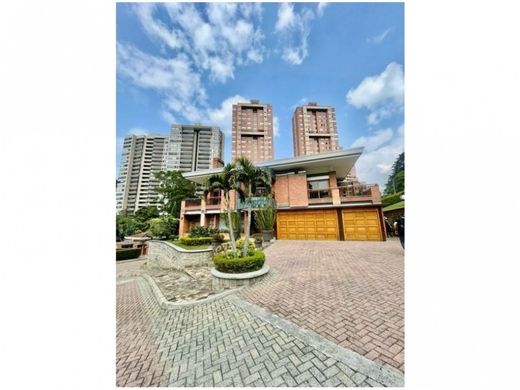 Luxe woning in Medellín, Departamento de Antioquia