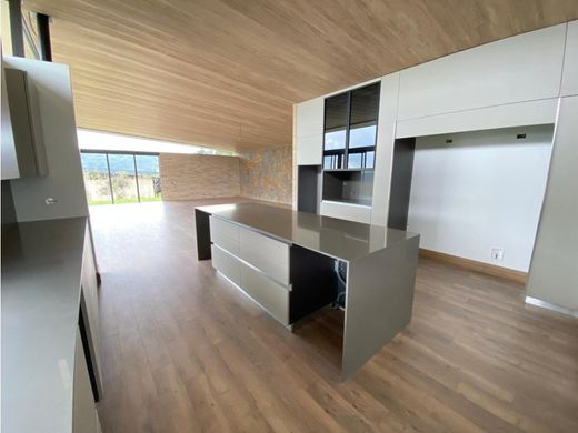 Πολυτελή κατοικία σε Envigado, Departamento de Antioquia