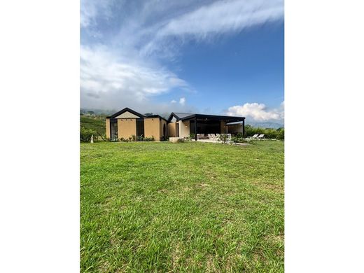 Country House in Cisneros, Departamento de Antioquia