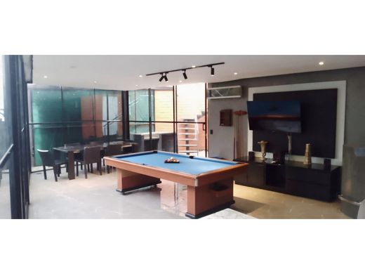 Πολυτελή κατοικία σε Μεδεγίν, Medellín