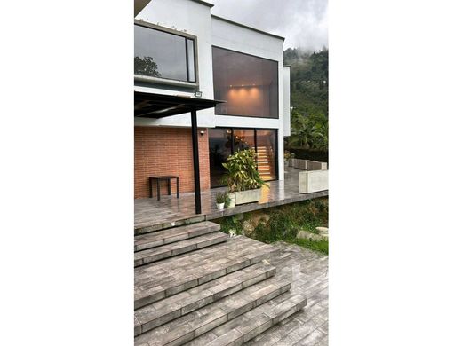 Загородный Дом, Копакабана, Copacabana