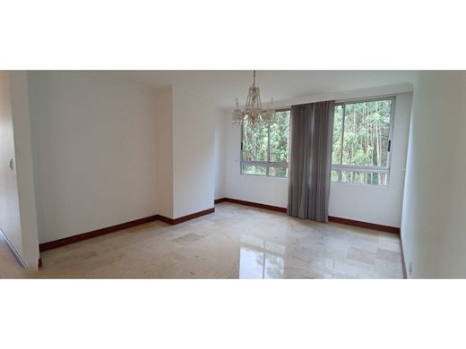 Apartment / Etagenwohnung in Medellín, Departamento de Antioquia