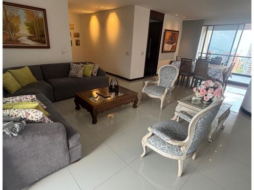 Apartment / Etagenwohnung in Medellín, Departamento de Antioquia