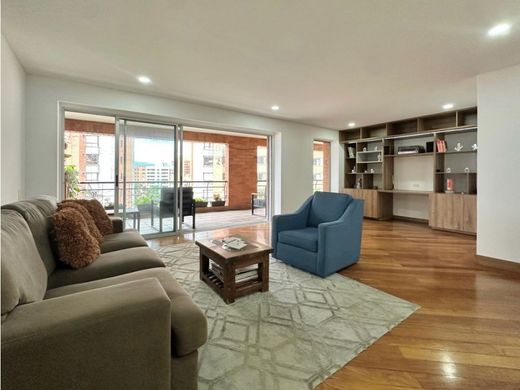 Apartment / Etagenwohnung in Medellín, Departamento de Antioquia