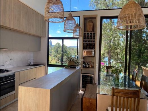 Σαλέ σε Guatapé, Departamento de Antioquia