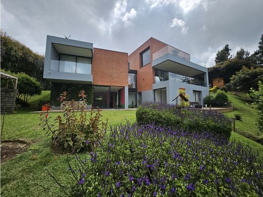 Envigado, Departamento de Antioquiaのカントリーハウス