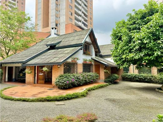 Country House in Sabaneta, La Estrella